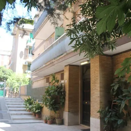 Bens'Houses - Villa Pamphili Apartment-3